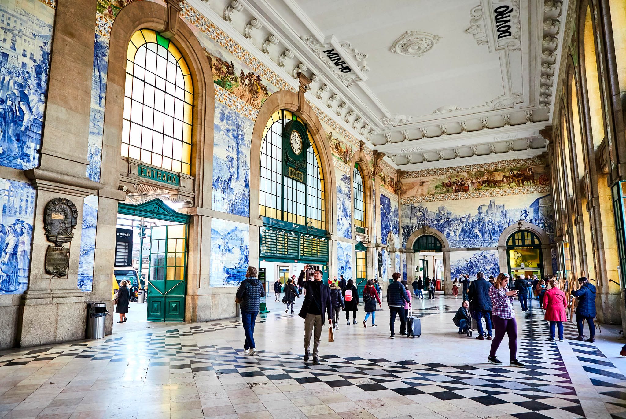 one-shot-hotels-porto-centrum-bezoeken