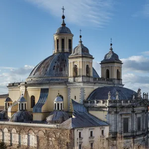 one-shot-hotels-history-hotel-la-latina