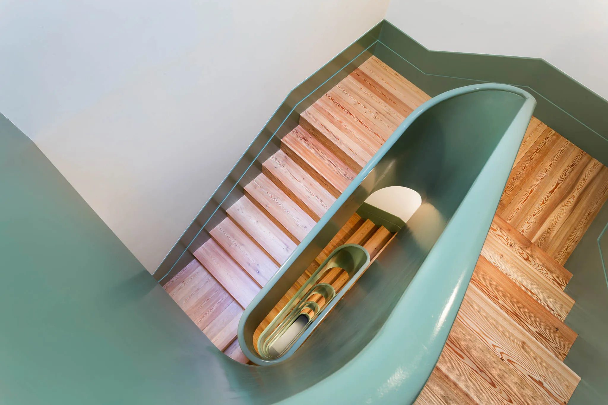 one-shot-hotels-porto-city-centre-art-culture