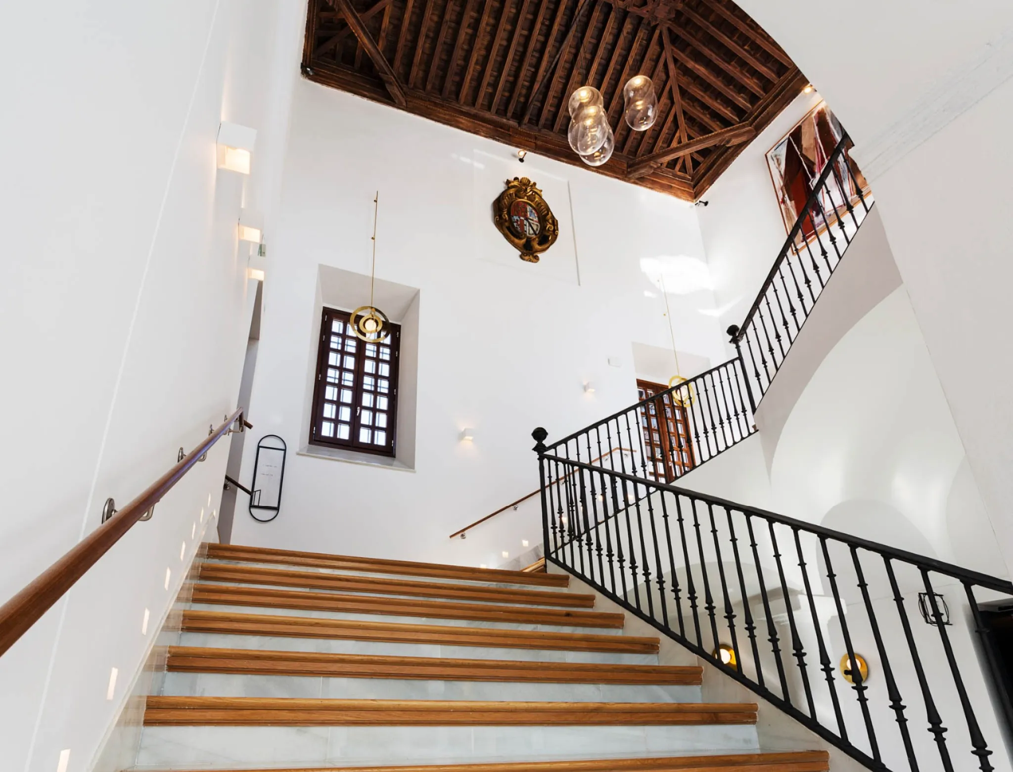 one-shot-hotels-sevilla-conde-torrejon-arte-cultura